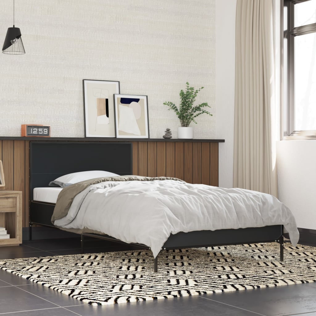 Bedframe Bewerkt Hout En Metaal Kleurig