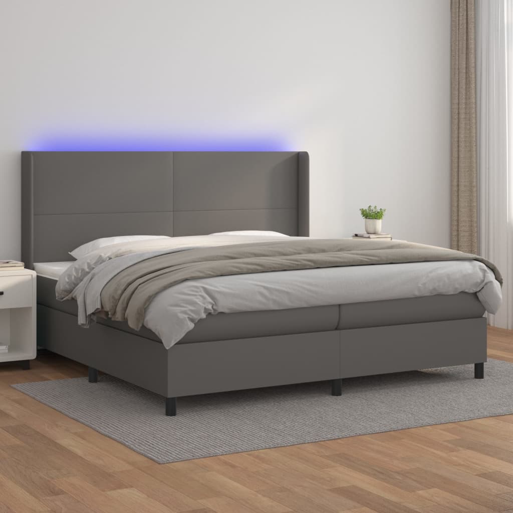 Boxspring Met Matras En Led Kunstleer