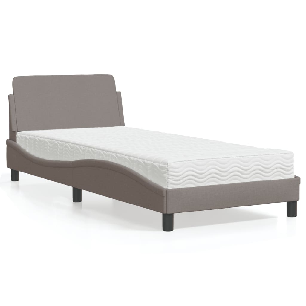 Bed Met Matras Stof