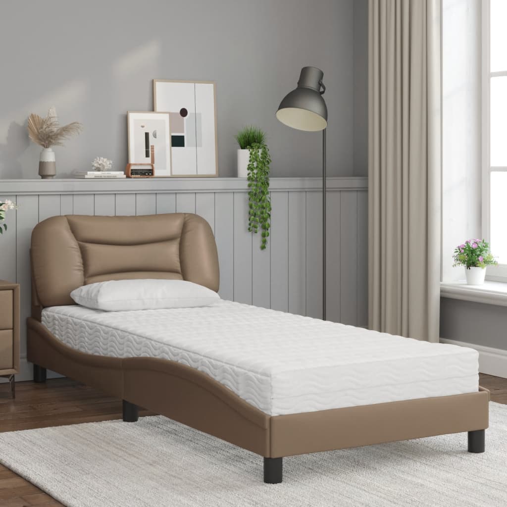 Bed Met Matras Kunstleer Kleurig