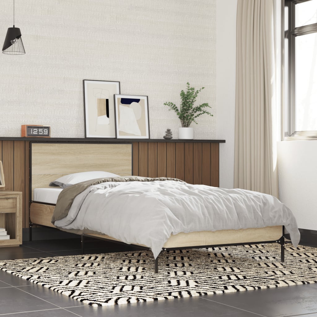 Bedframe Bewerkt Hout En Metaal Kleurig