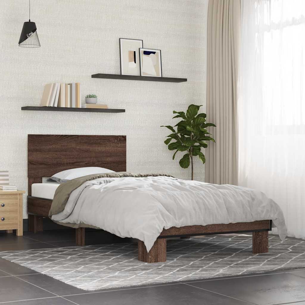 Bedframe Bewerkt Hout En Metaal