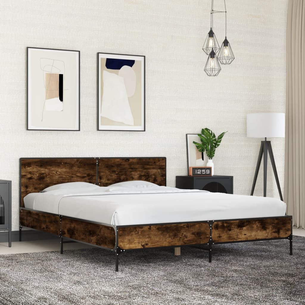 Bedframe Bewerkt Hout En Metaal Kleurig