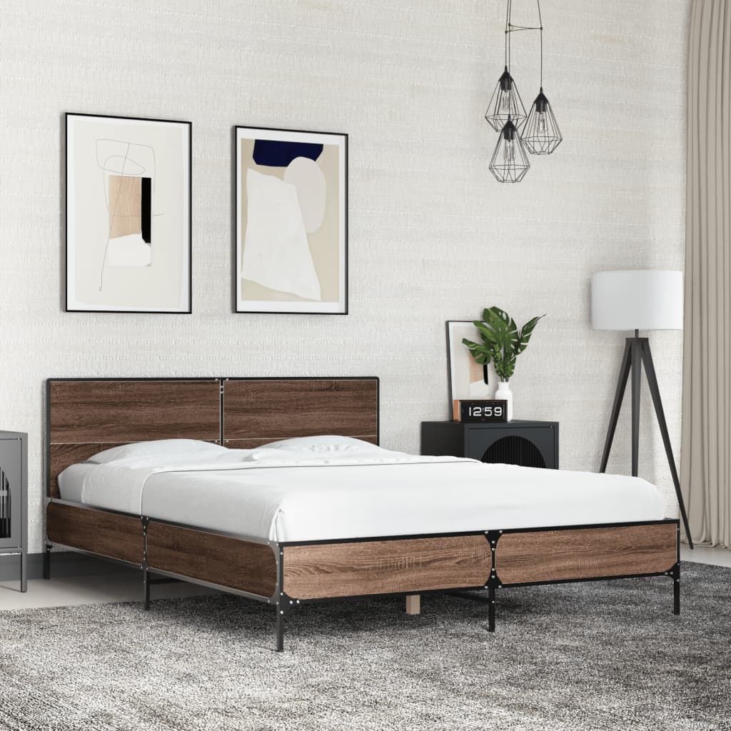 Bedframe Bewerkt Hout En Metaal Kleurig